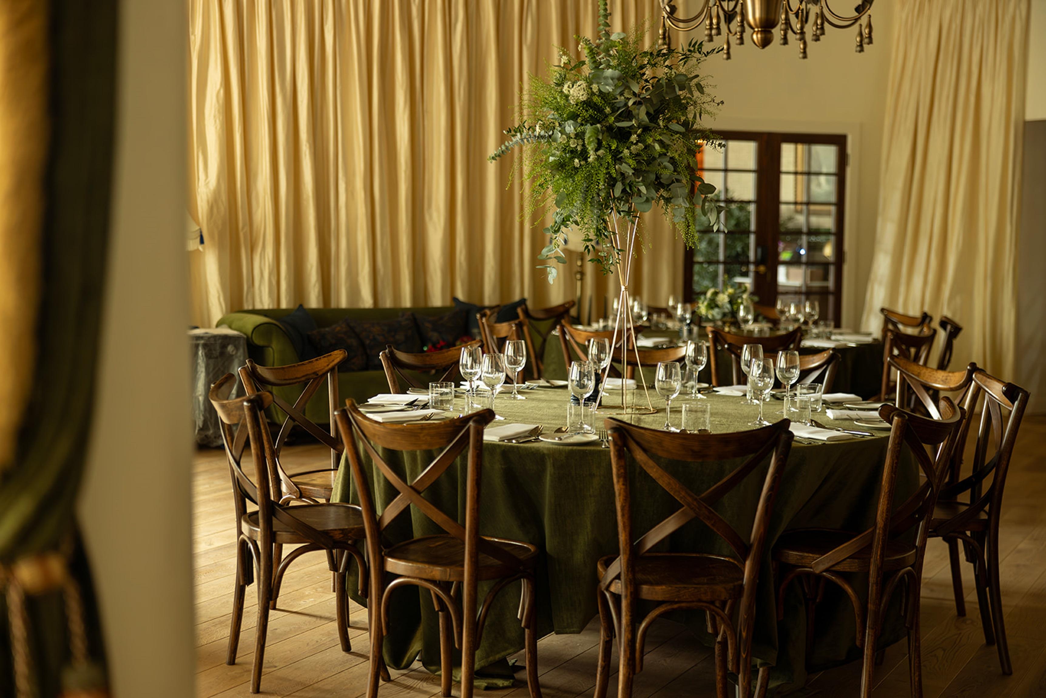 Dornoch Station 호텔 외부 사진 The dining room at the hotel
